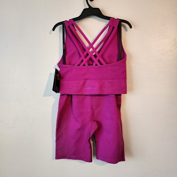 2 Pc Womens Workout set New Balance crop sports bra and biker short purple Sz L - Picture 9 of 10